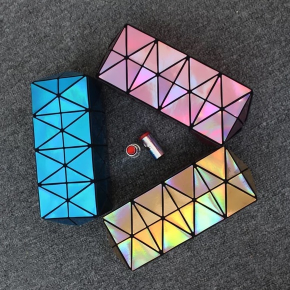 Meet your Posher, Stephanie - Picture 3 of 16